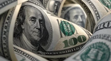 فجوة سعرية بين البنوك والسوق الموازية في أسعار صرف الدولار مقابل الجنيه